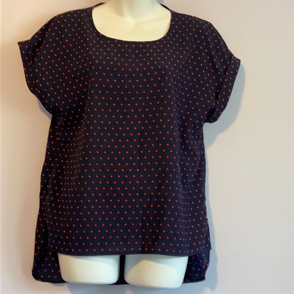 Women’s Shirt Gap Size Medium M  Sleeveless Business Casual Blouse Top